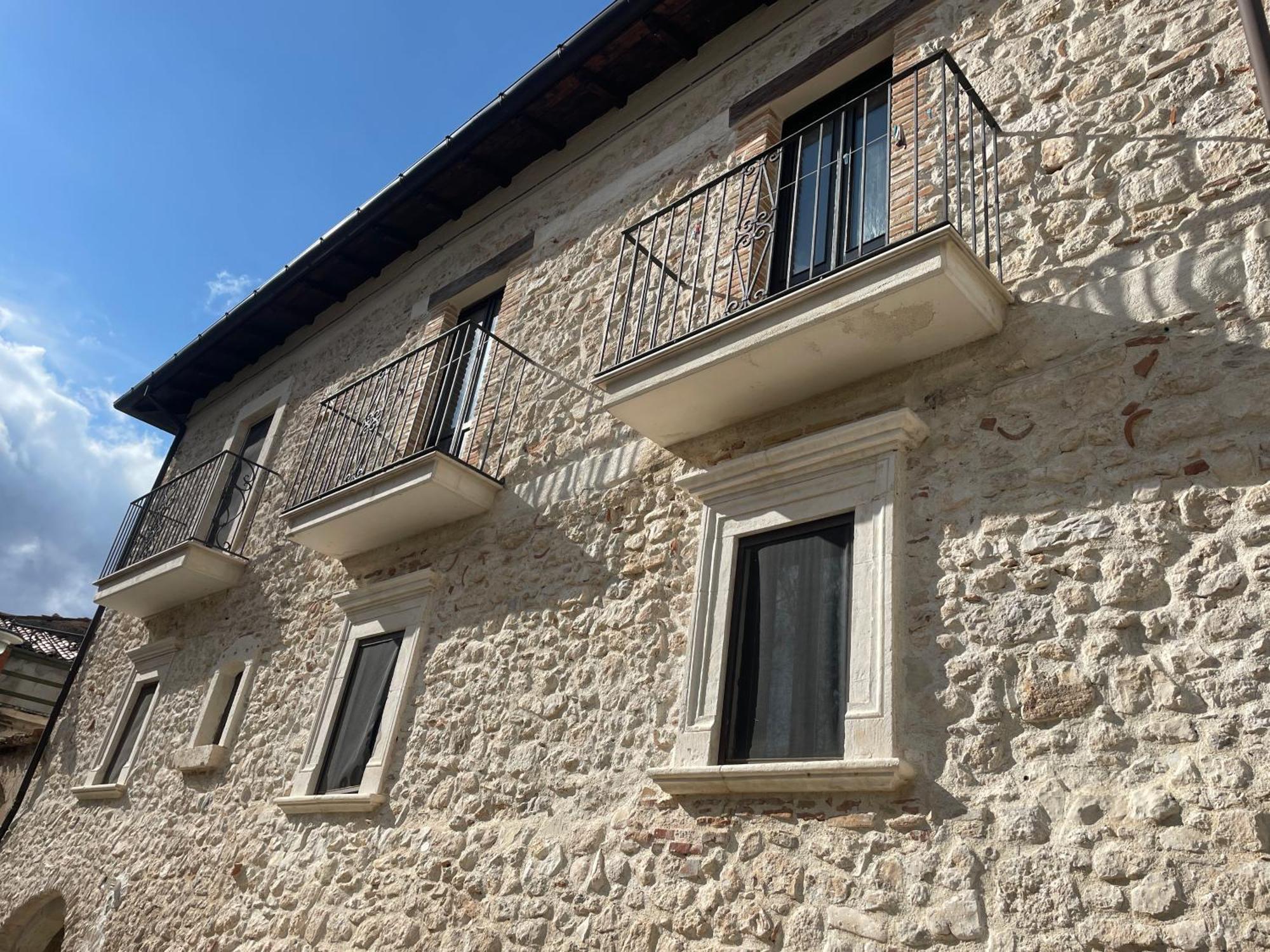 Sognando Bominaco - Dimora San Pellegrino Hotel Exterior photo